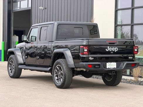 Used 2022 Jeep Gladiator Overland w/ Popular Equipment Package image 3