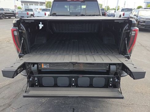 New 2026 GMC Sierra 2500 AT4 w/ Max Trailering Package AWD/4WD image 28