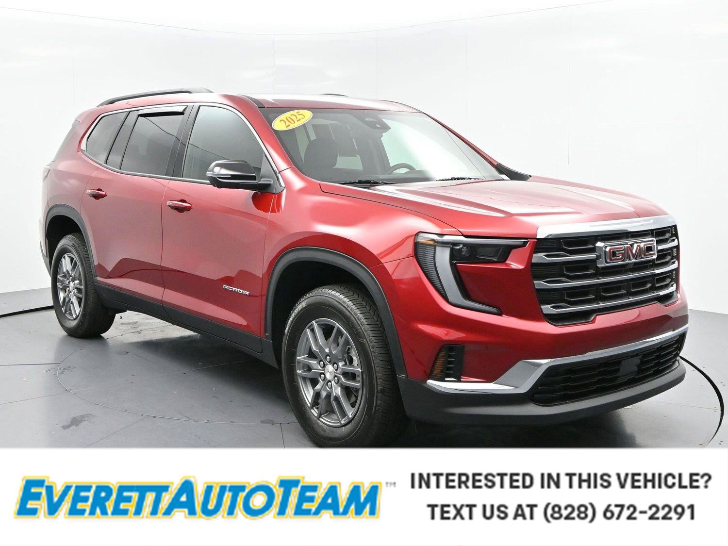 Used 2025 GMC Acadia Elevation FWD image 1
