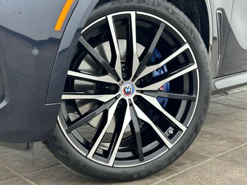 Used 2022 BMW X5 M50i w/ Executive Package AWD/4WD image 2