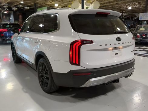 Used 2021 Kia Telluride SX w/ Towing Package FWD image 10