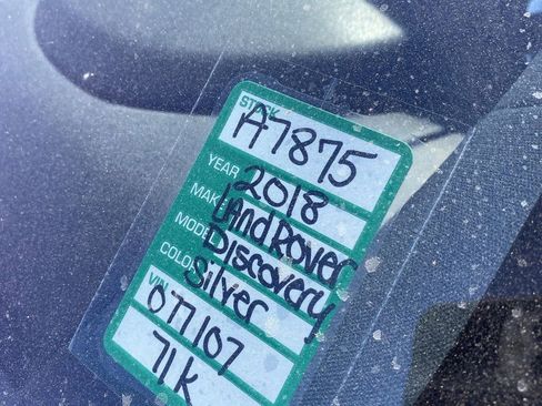 Used 2018 Land Rover Discovery SE image 34