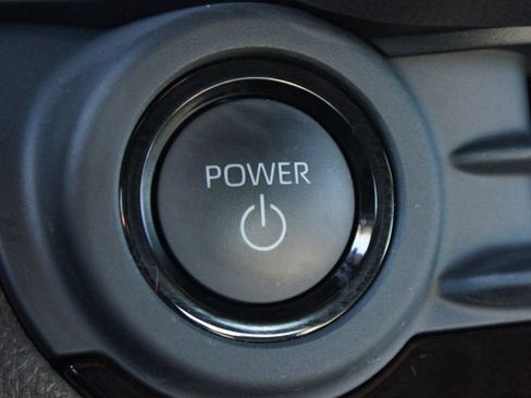 Used 2025 Toyota Crown Platinum image 9