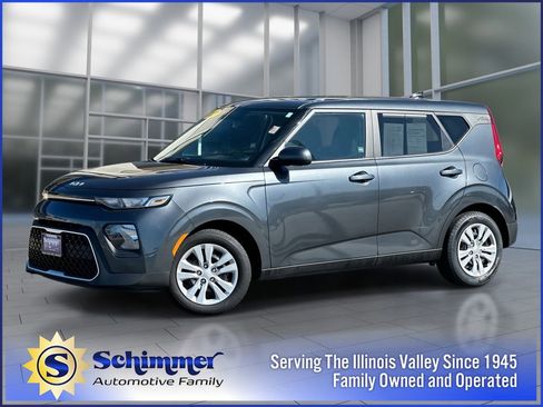 Used 2022 Kia Soul LX image 1