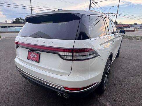 Used 2025 Lincoln Aviator Reserve w/ Equipment Group 201A AWD/4WD image 4