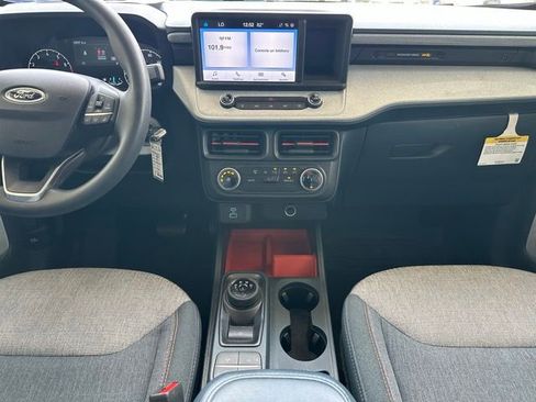 Used 2024 Ford Maverick XLT image 15