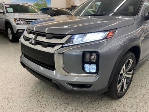 Used 2021 Mitsubishi Outlander Sport ES FWD image 33