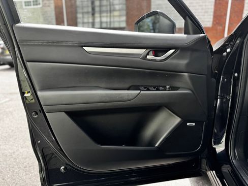 Used 2019 MAZDA CX-5 Touring FWD image 25