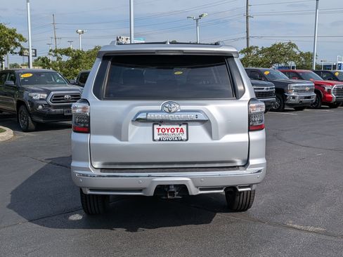 Certified 2022 Toyota 4Runner Limited AWD/4WD image 7