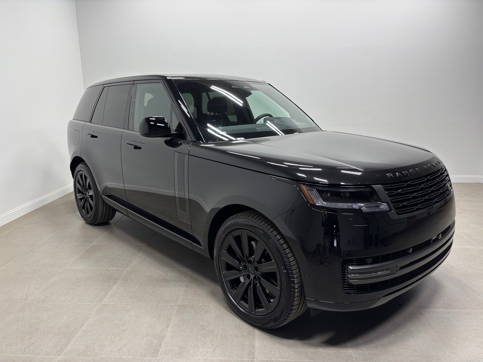 New 2026 Land Rover Range Rover SE AWD/4WD image 5