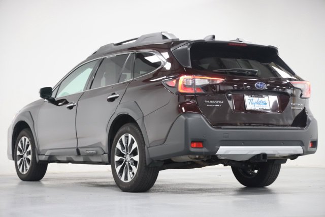 Used 2024 Subaru Outback Touring XT AWD/4WD image 9