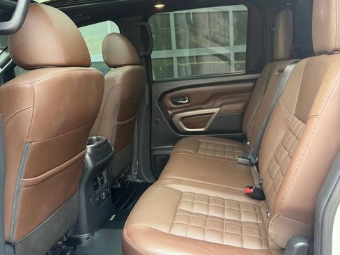 Used 2021 Nissan Titan Platinum Reserve w/ Moonroof Package AWD/4WD image 36