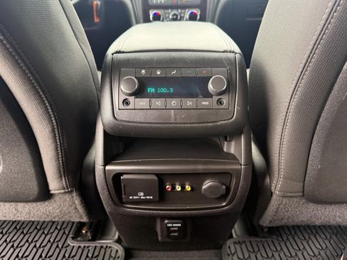 Used 2016 Chevrolet Traverse LT w/ Traveler's Package FWD image 32