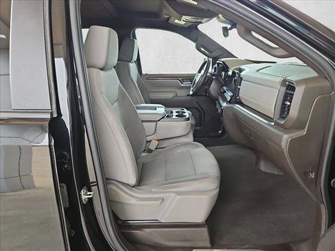 Used 2025 Chevrolet Silverado 1500 LT AWD/4WD image 26