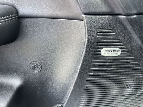 Used 2023 Dodge Challenger R/T w/ Plus Package image 23