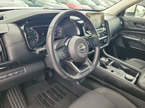Certified 2023 Nissan Pathfinder SV w/ SV Premium Package AWD/4WD image 20