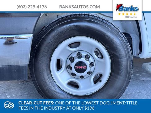 Used 2024 GMC Savana 2500 w/ Driver Convenience Package image 4