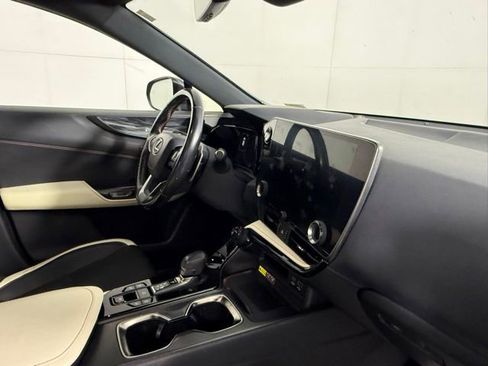 Used 2022 Lexus NX 350 AWD image 32