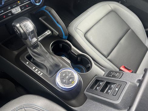 Used 2023 Ford Bronco Black Diamond w/ Sasquatch Package image 29