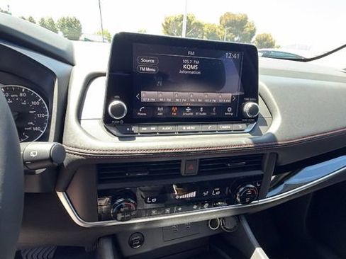 New 2026 Nissan Rogue SV AWD/4WD image 25