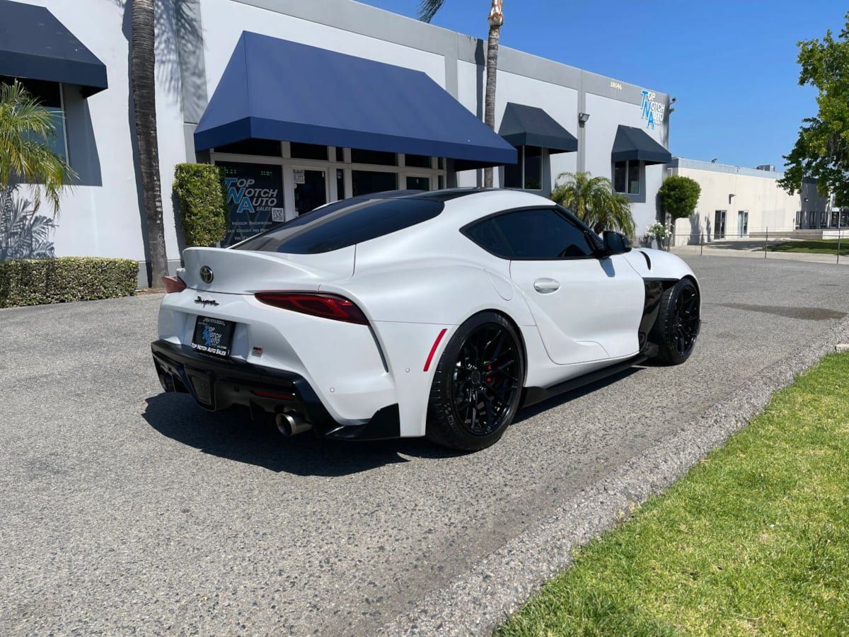 Used 2021 Toyota Supra Premium w/ Driver Assist Package RWD image 5