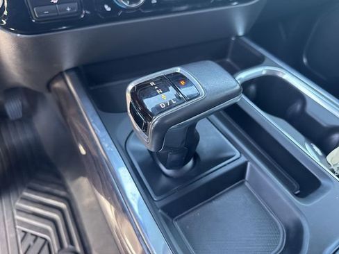 Used 2022 Chevrolet Silverado 1500 LTZ image 15