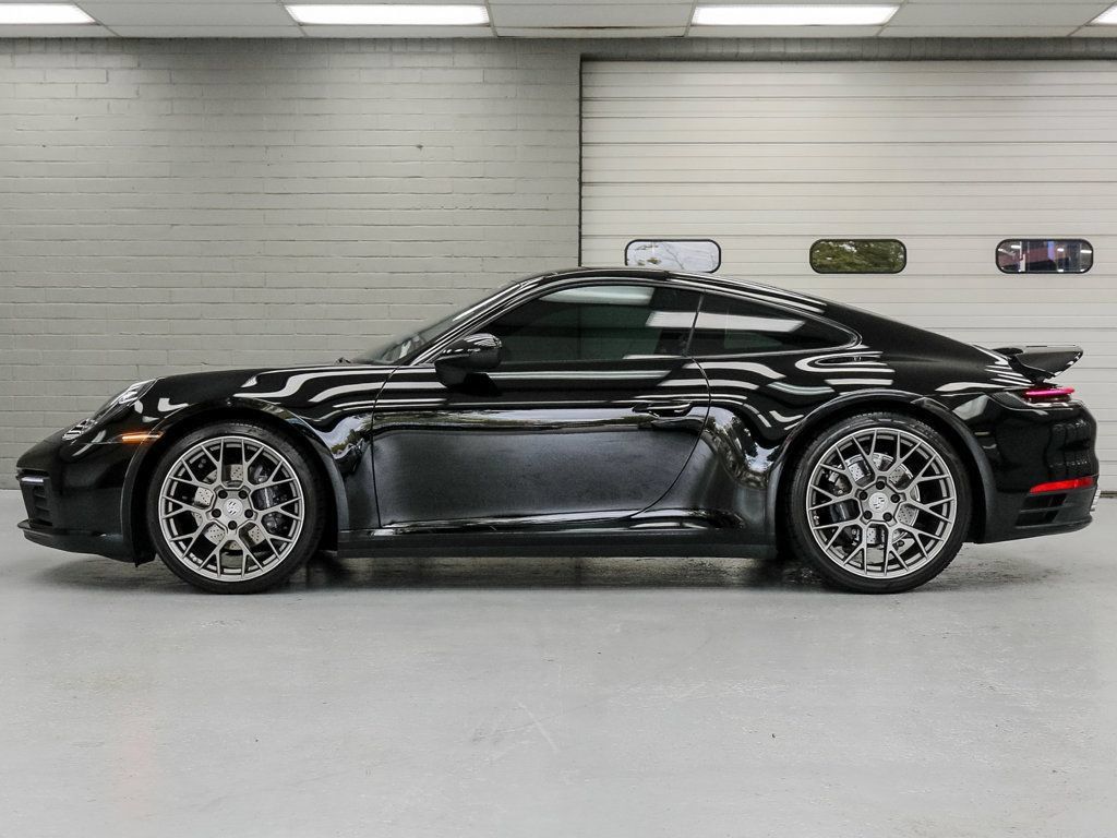 Used 2022 Porsche 911 Carrera 4 AWD/4WD image 4