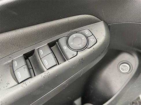 New 2026 Buick Envista Avenir image 13