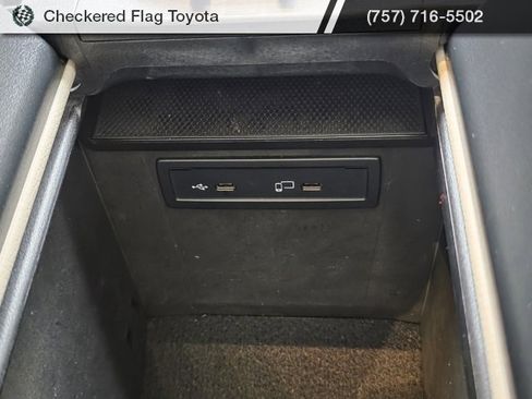 Used 2022 Mercedes-Benz GLC 300 4MATIC image 39