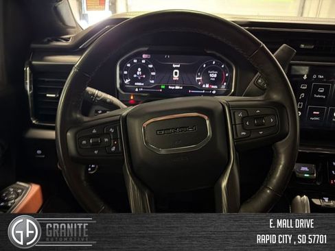 Used 2024 GMC Sierra 2500 Denali Ultimate AWD/4WD image 15