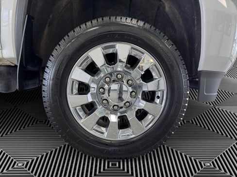 Used 2015 GMC Sierra 2500 Denali w/ Duramax Plus Package image 10