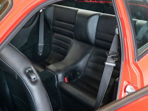 Used 1989 Porsche 944 Turbo image 91