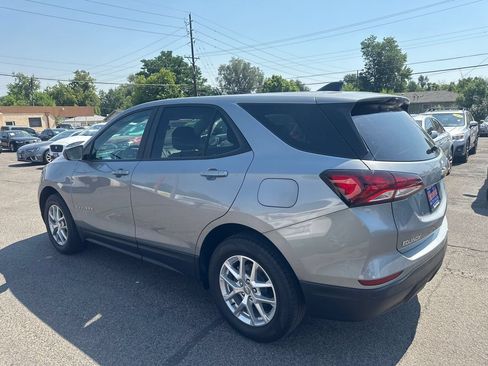Used 2023 Chevrolet Equinox LS w/ LS Convenience Package AWD/4WD image 18