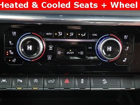 Used 2025 GMC Sierra 1500 Denali Ultimate image 4