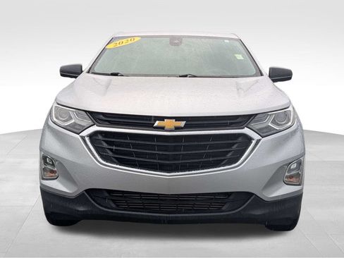 Used 2020 Chevrolet Equinox LS w/ LS Convenience Package FWD image 9