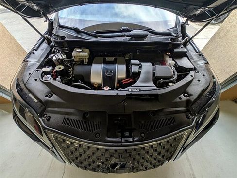 Used 2021 Lexus RX 450h AWD w/ Premium Package image 17