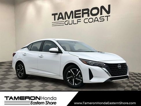 Used 2025 Nissan Sentra SV image 1