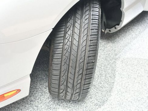 Used 2004 Ford Thunderbird RWD image 22
