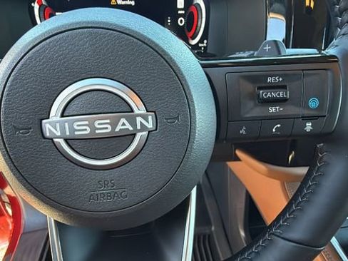 Used 2025 Nissan Pathfinder Platinum w/ Cargo Package image 20