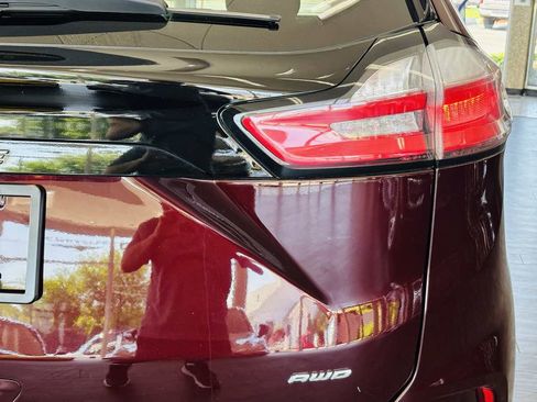 Used 2022 Ford Edge SEL w/ Convenience Package AWD/4WD image 6