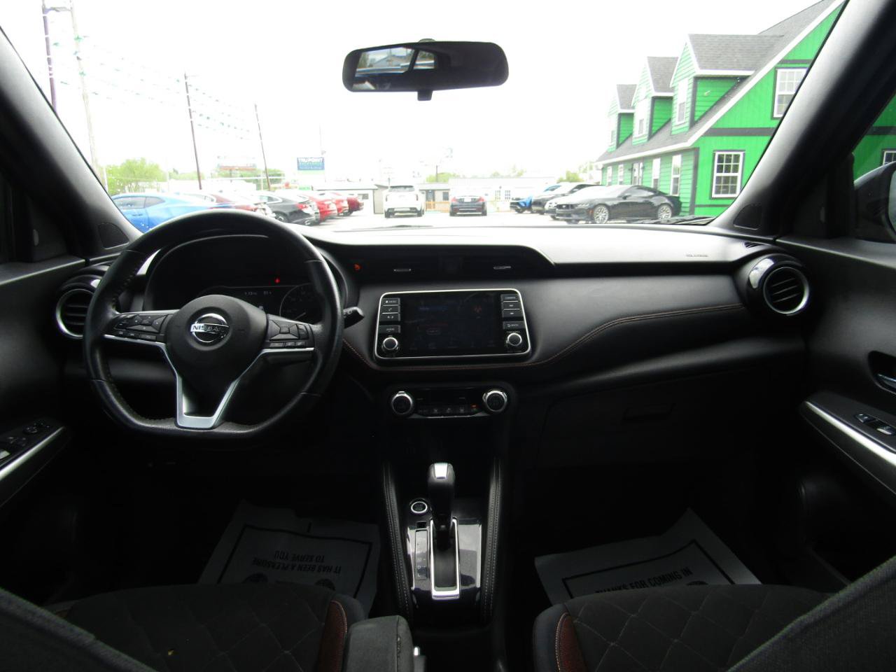 Used 2018 Nissan Kicks SR FWD image 14