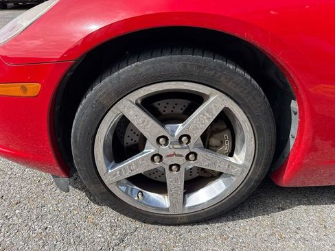 Used 2007 Chevrolet Corvette Coupe w/ Preferred Equipment Group RWD image 4