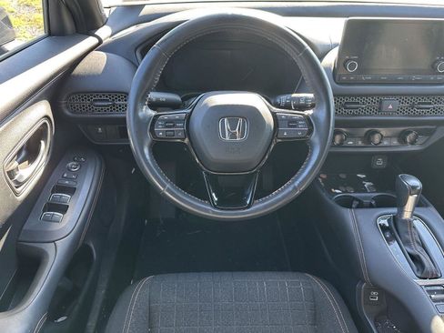Certified 2023 Honda HR-V Sport image 12