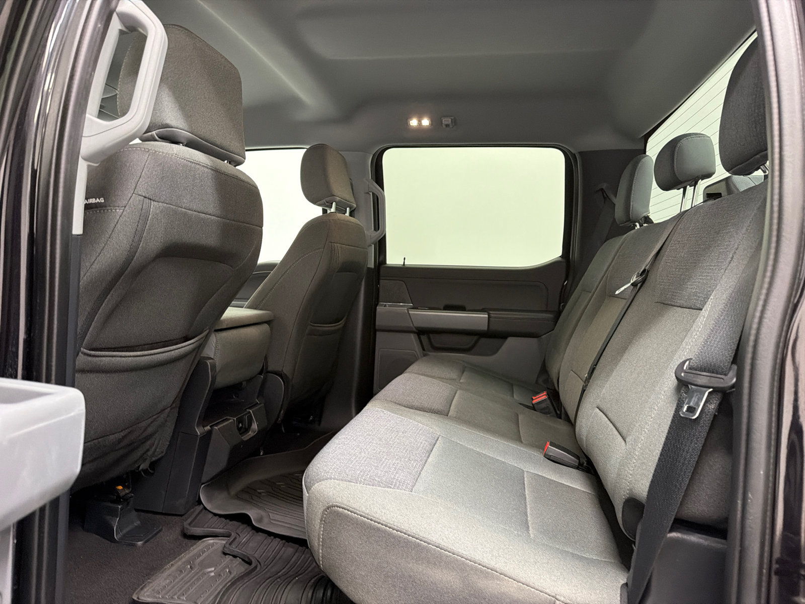 Used 2025 Ford F150 XLT w/ Equipment Group 301A Standard AWD/4WD image 19