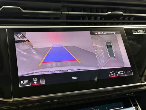 Used 2023 Audi Q7 3.0T Premium Plus image 21