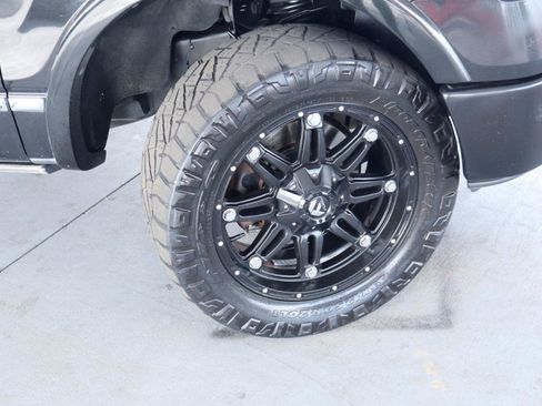 Used 2013 Ford F150 Platinum RWD image 3