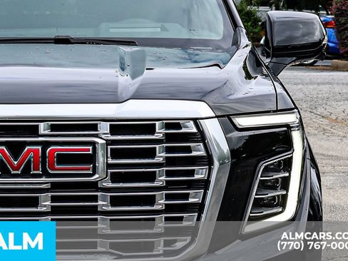 Used 2026 GMC Yukon XL Denali w/ Sun & Power Step Package AWD/4WD image 14