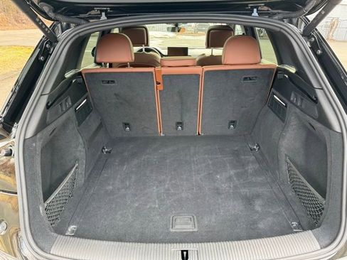 Certified 2023 Audi Q5 2.0T Premium w/ Convenience Package image 9