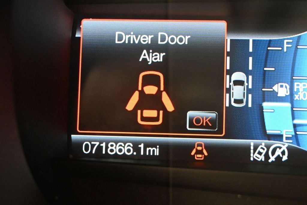 Used 2024 Ford Edge SEL AWD/4WD image 9