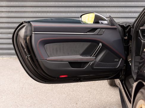 Certified 2025 Porsche 911 GT3 RWD image 21